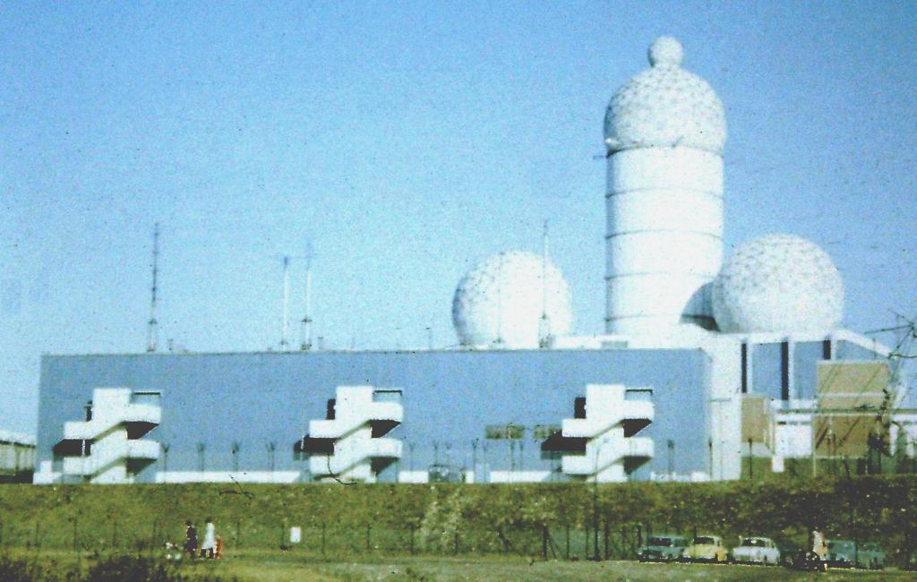 Die Field Station der USA auf dem Teufelsberg in Berlin, 1974.